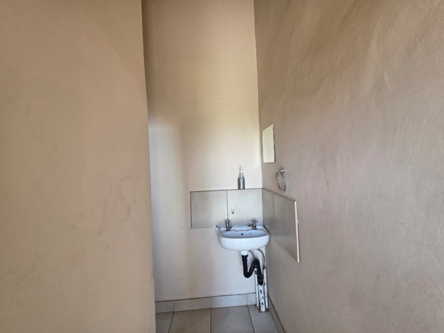 Commercial Property for Sale in Rheederpark Free State